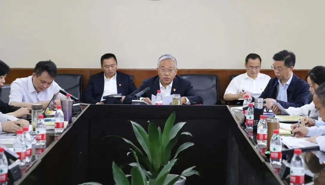 6008集团官方网站股份学习贯彻习近平新时代中国特色社会主义头脑主题教育念书班圆满竣事_党建风范_党建专栏_重庆6008集团官方网站