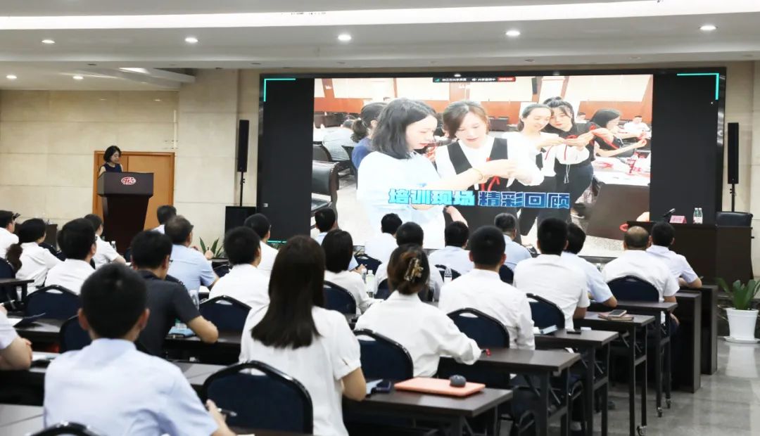 6008集团官方网站股份第二期“菁鹰人才”培训班开班_党建风范_党建专栏_重庆6008集团官方网站